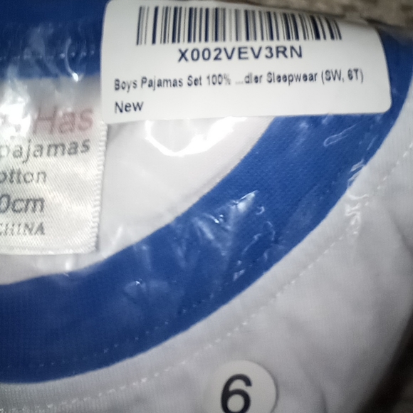 New Kid's Batman Pajama Set - Picture 5 of 7